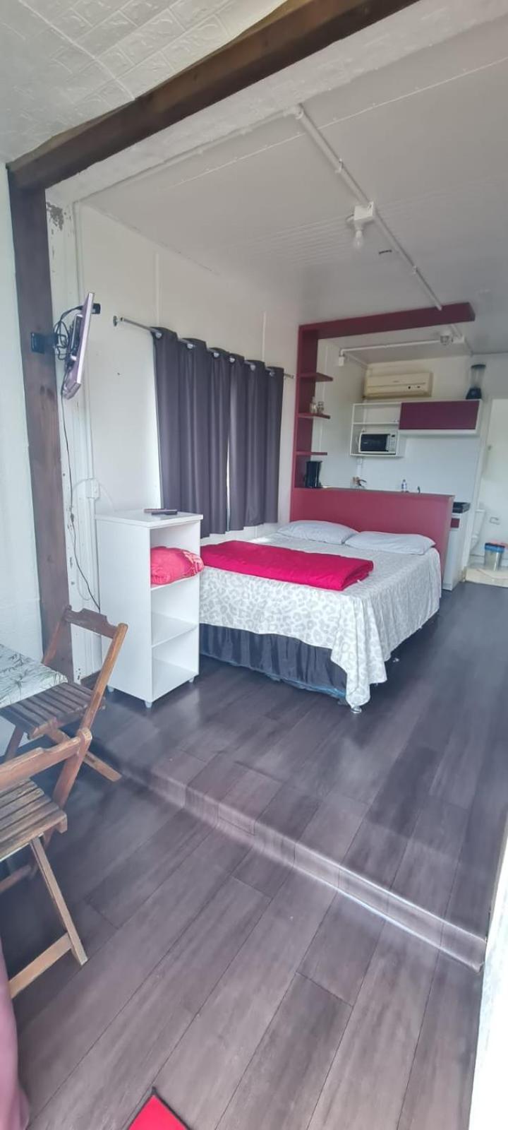 Hindu Box Containers E Cabanas Praia do Rosa Ngoại thất bức ảnh